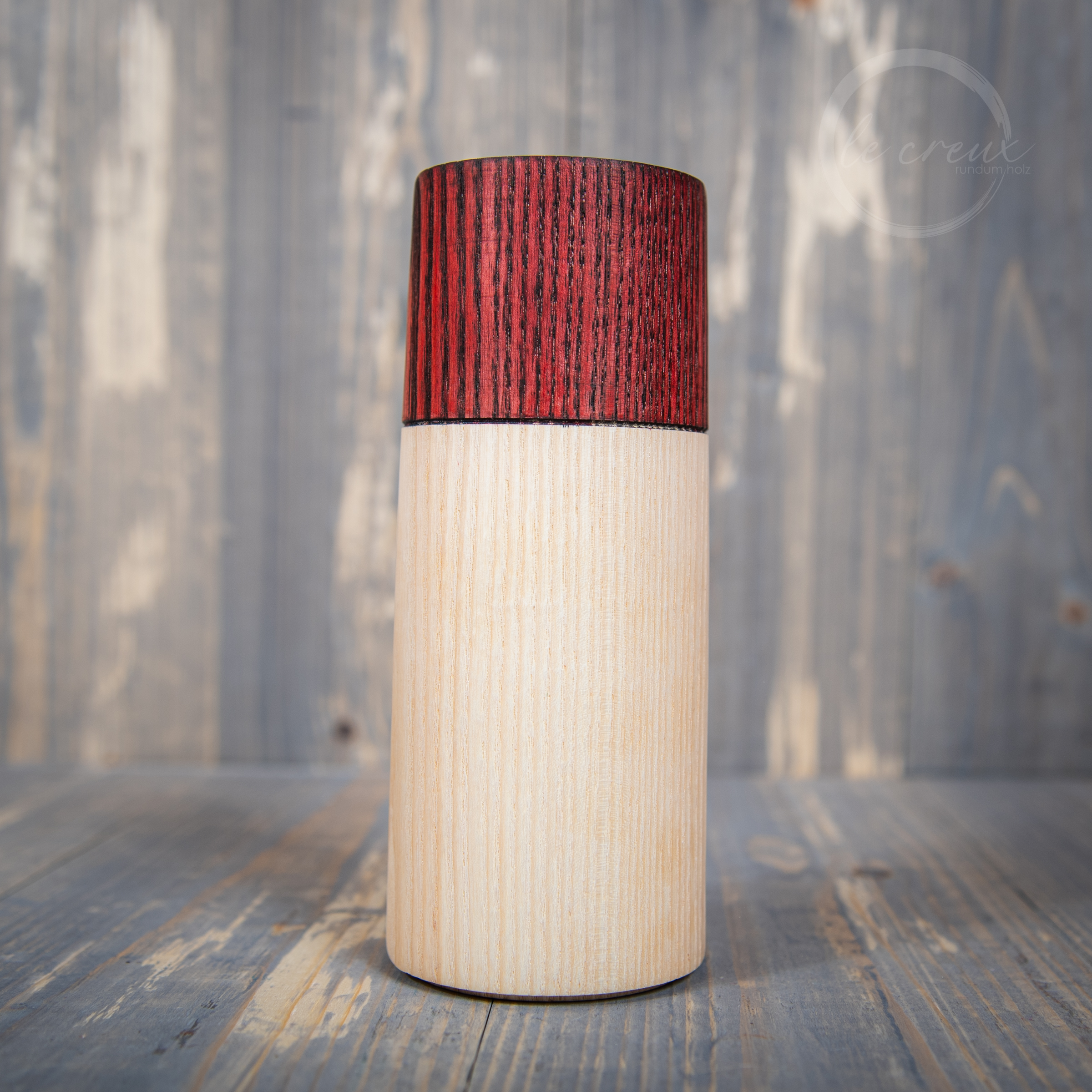 Vase Esche - Rot gebeizt